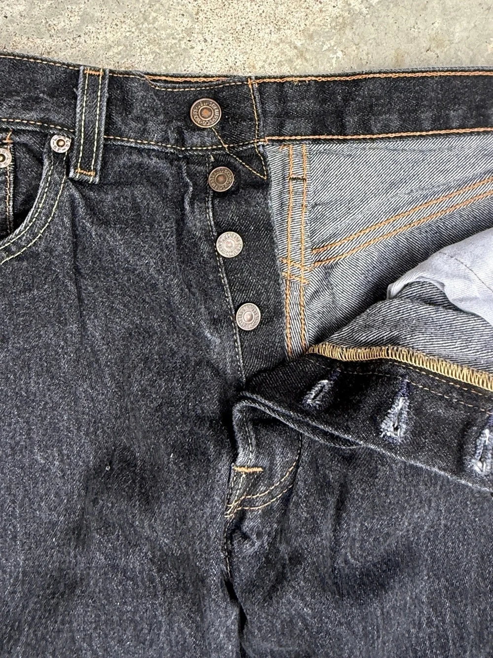 Men's LEVI'S Dark Wash Denim Jeans